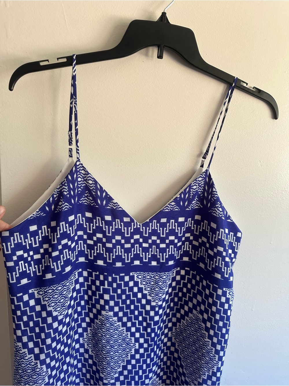 Everly Blue & White Geometric Spaghetti-Strap Maxi Dress - Picture 5 of 13